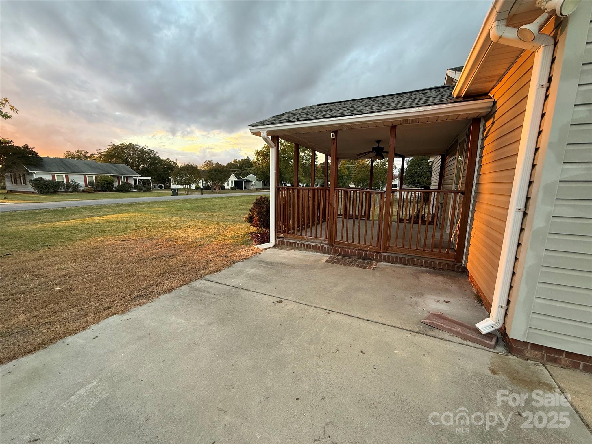 1030 Van Gogh Drive SW