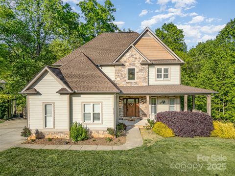1713 Mt Isle Harbor Drive Charlotte NC 28214