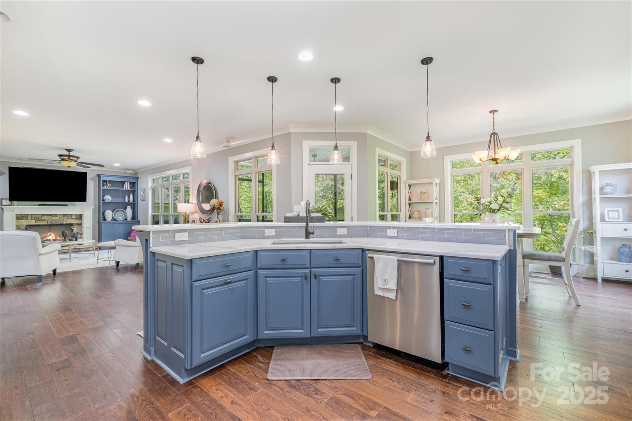 Mt Isle Harbor - Residential