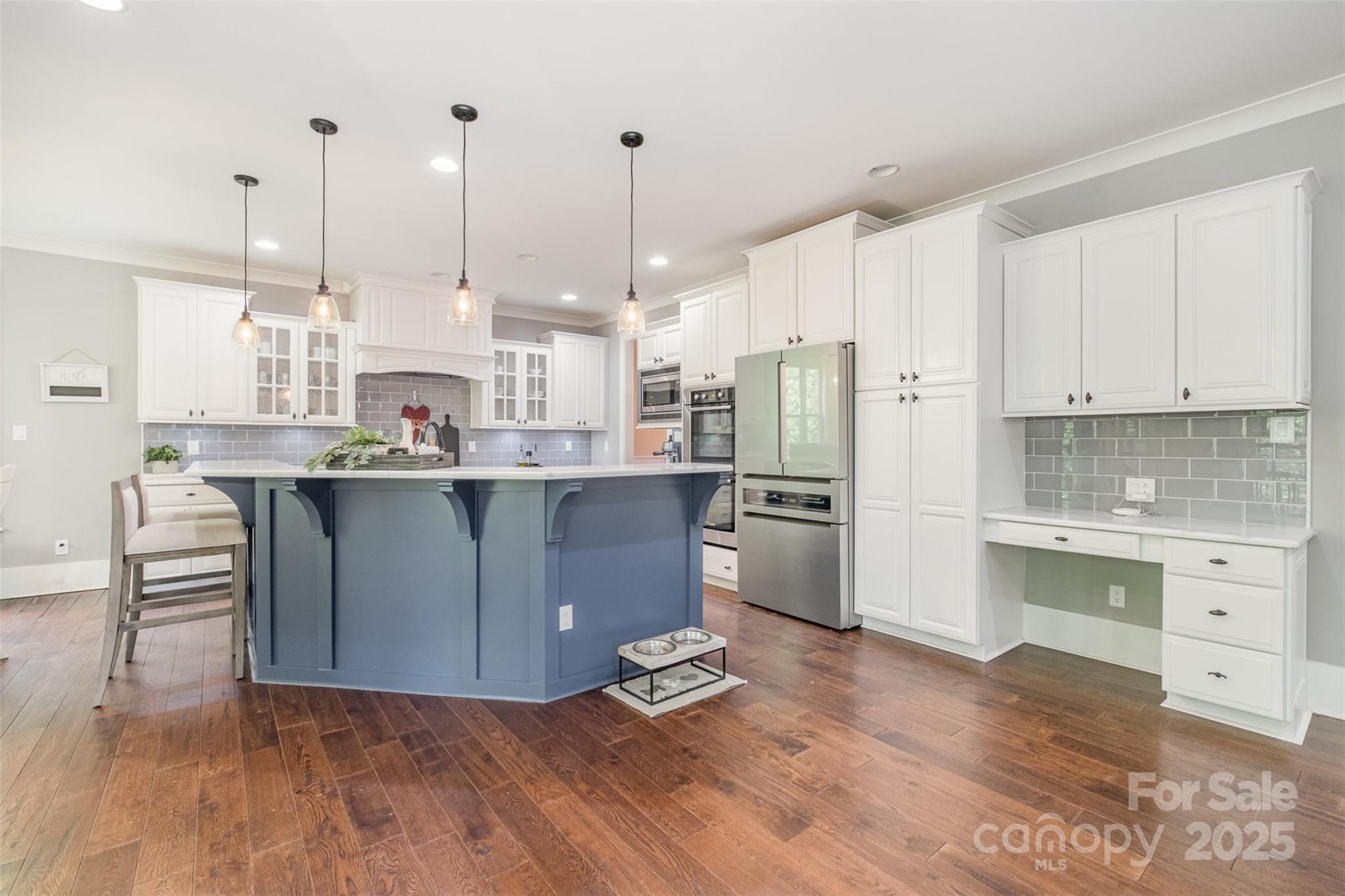 Mt Isle Harbor - Residential