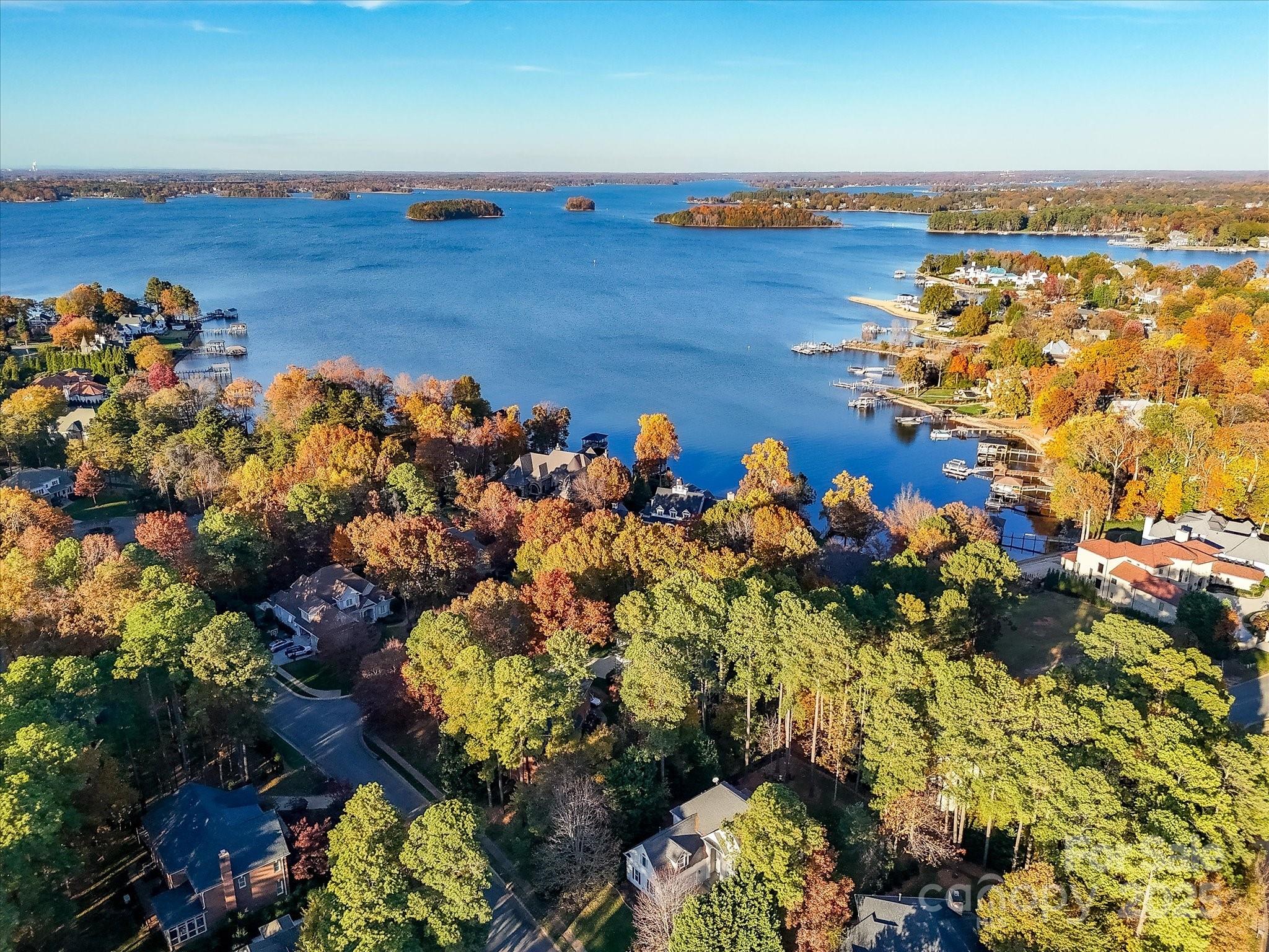 The Peninsula - Residential