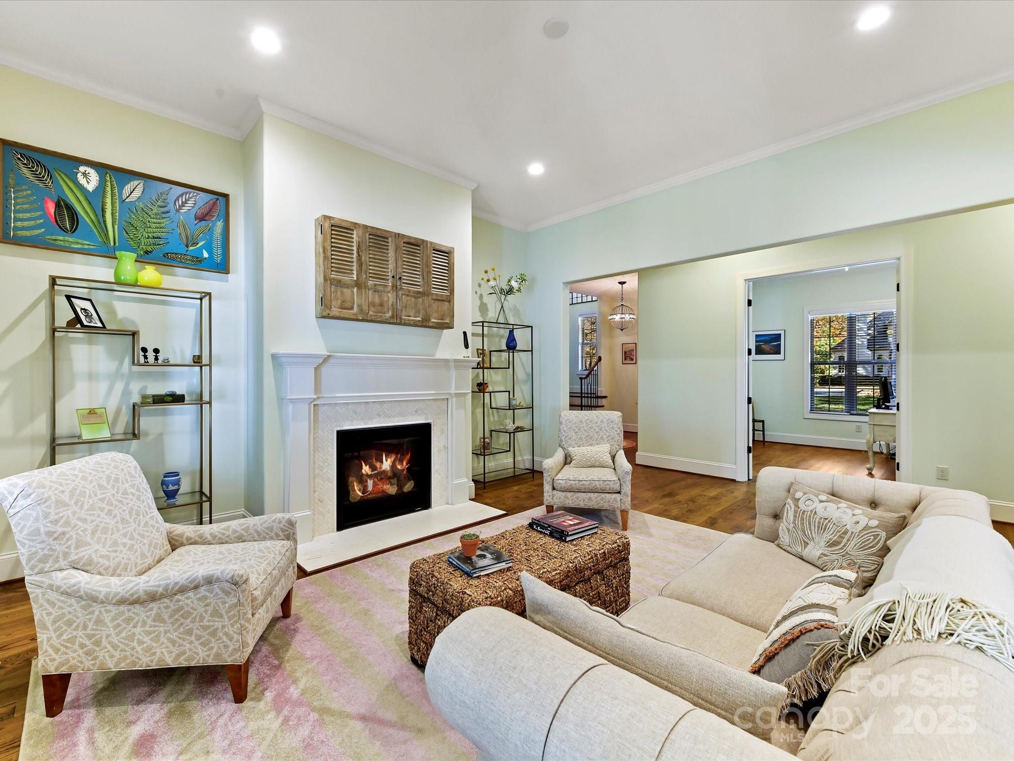 The Peninsula - Residential