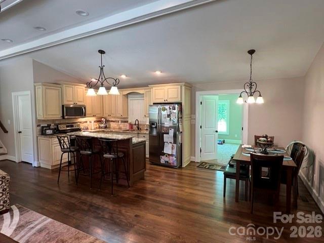 903 N 8th Street