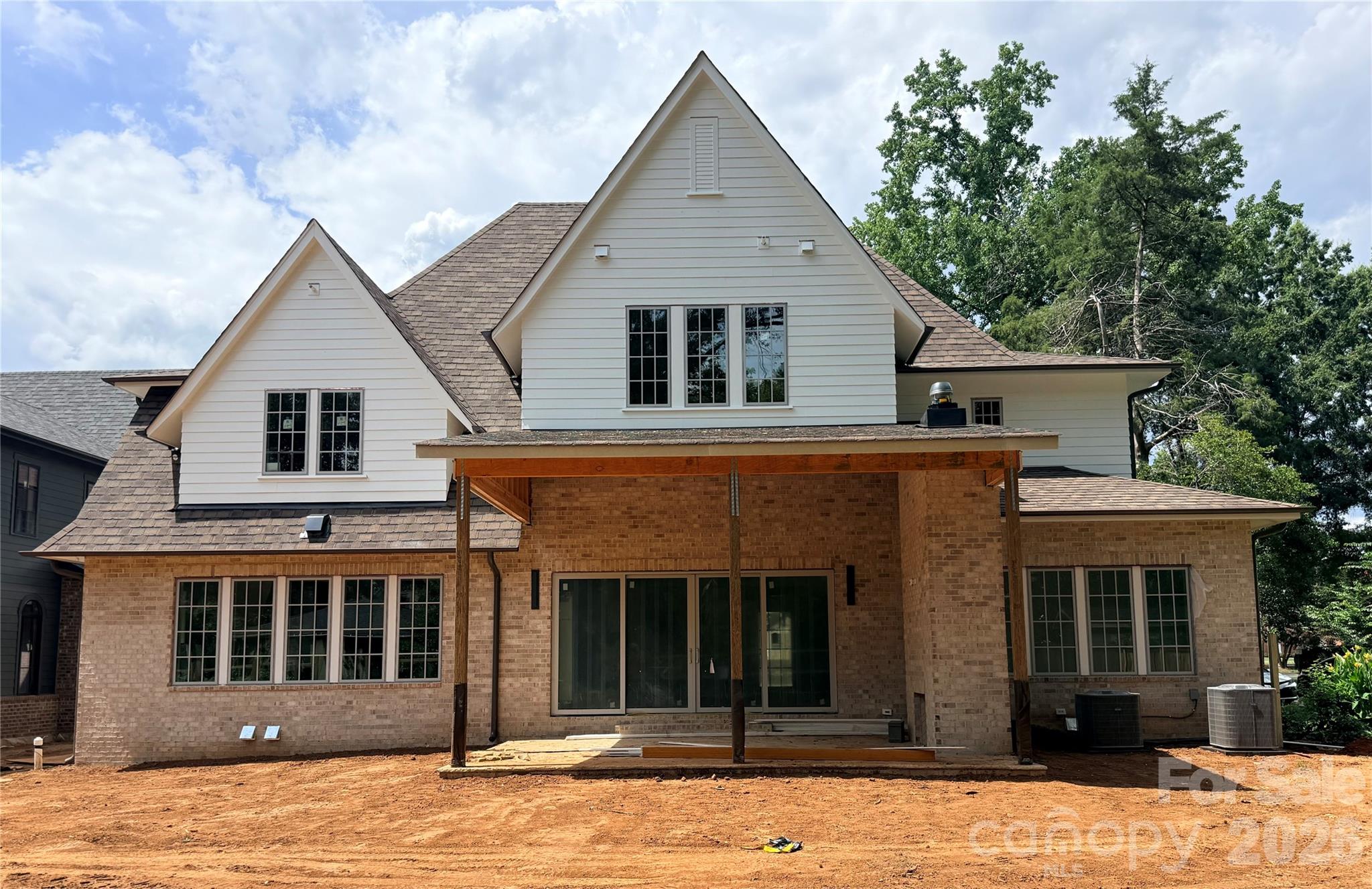 110 Hunter Lane