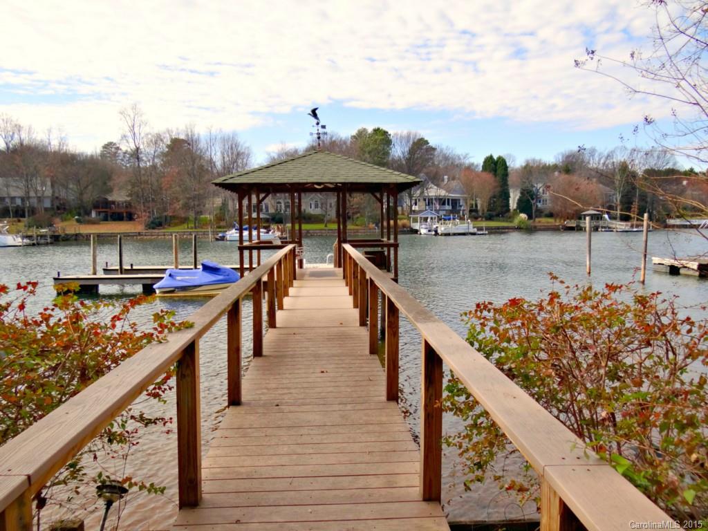 Deep Cove - Residential