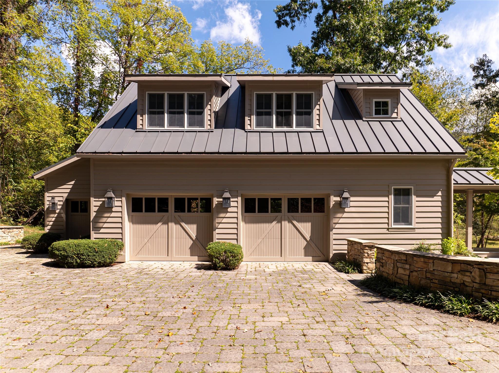 Seven Glens - Residential