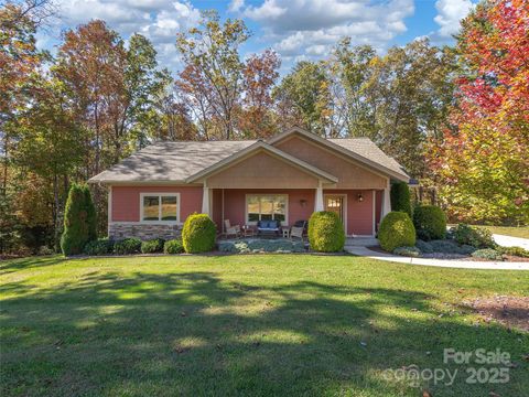 146 Sapphire Place Clyde NC 28721