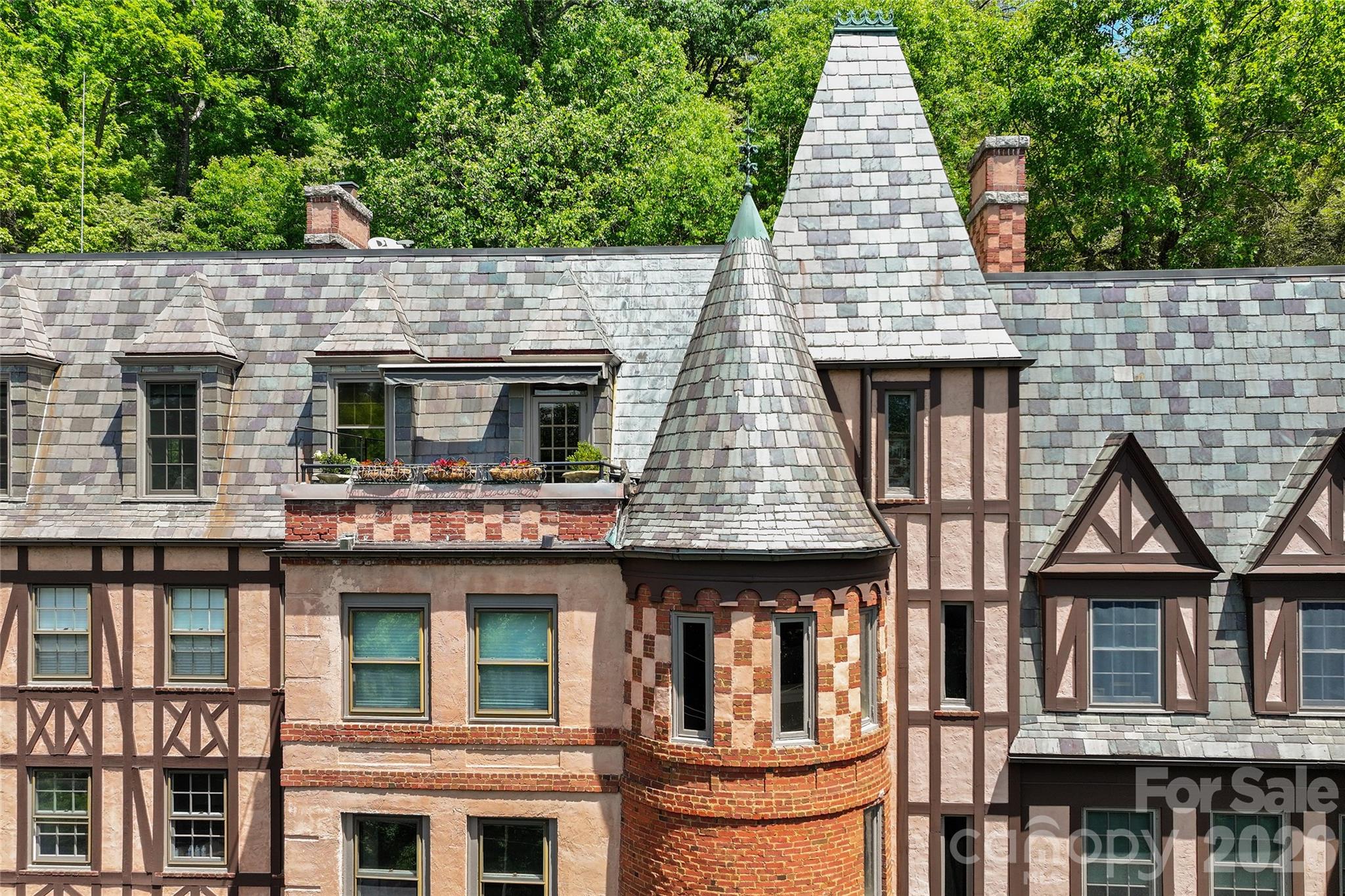 185 Macon Avenue B10