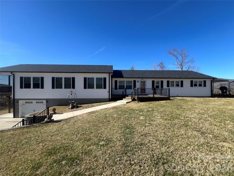 1086 Carters Ridge Road Spruce Pine NC 28777