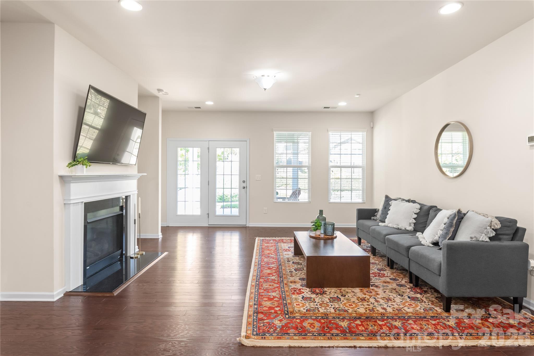 The Conservancy at McLean - Residential