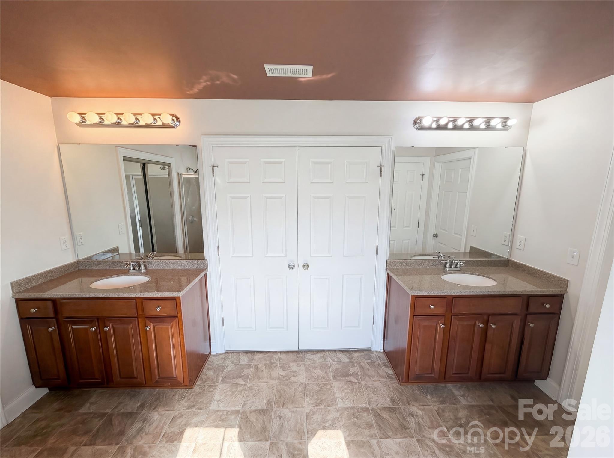 Old Stone Crossing - Residential