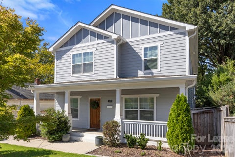Photo of 1617 Hawthorne Lane, Charlotte, NC 28205 (MLS # 4434542)