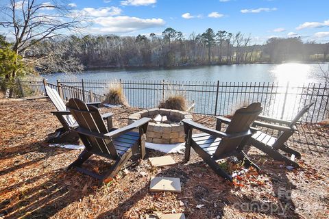Photo of 22246 Oakwood Road, Albemarle, NC 28001 (MLS # 4342062)