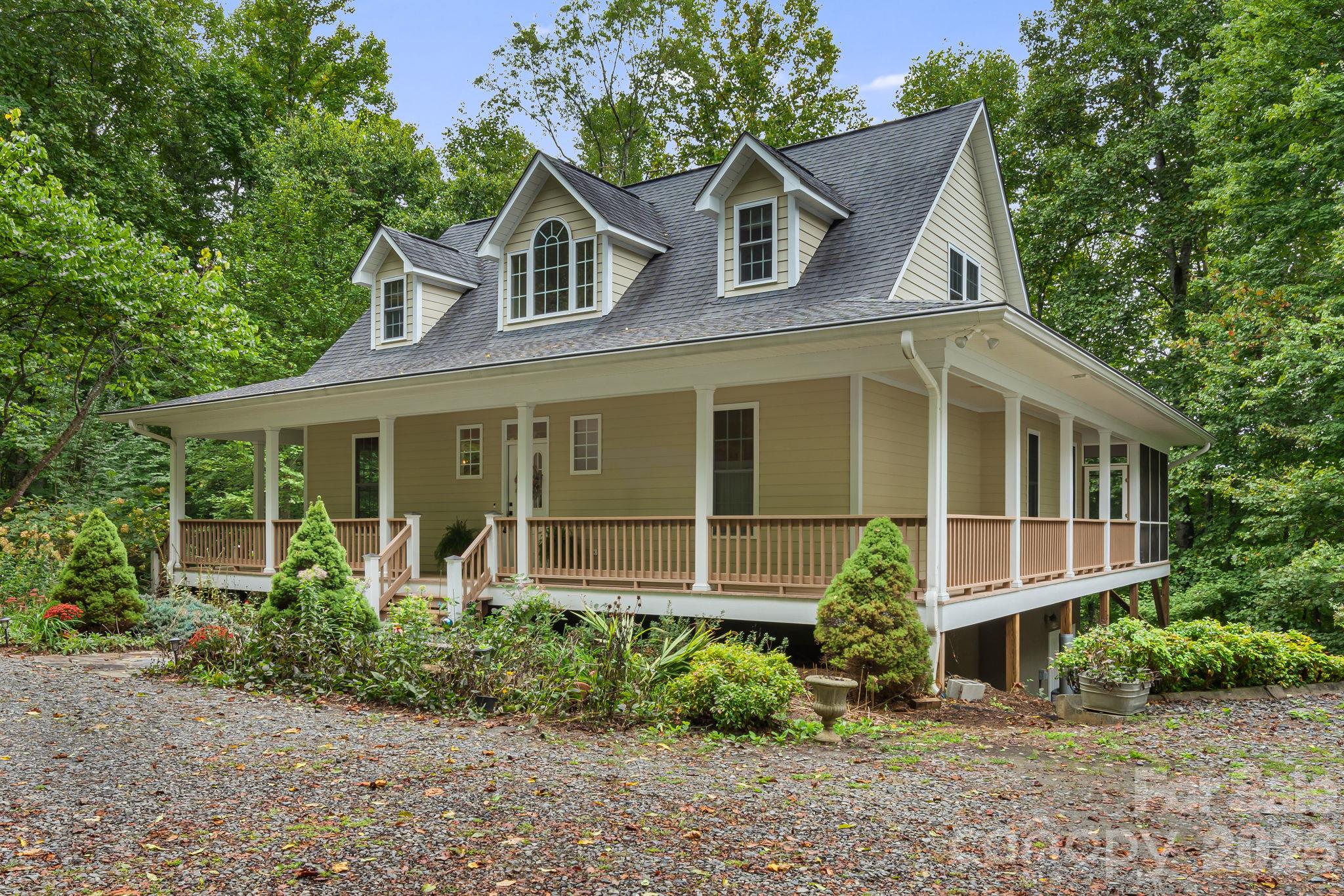95 Ashworth Drive