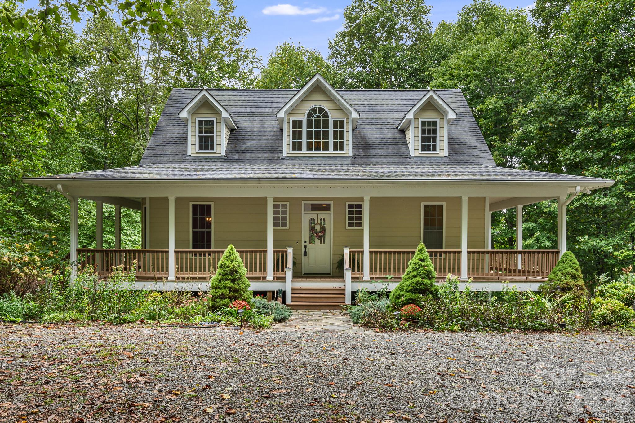 95 Ashworth Drive