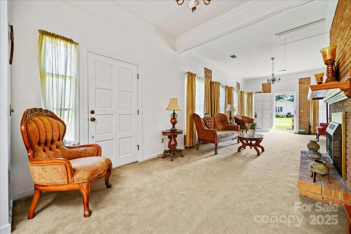 506 Gregory Street 23 & 24