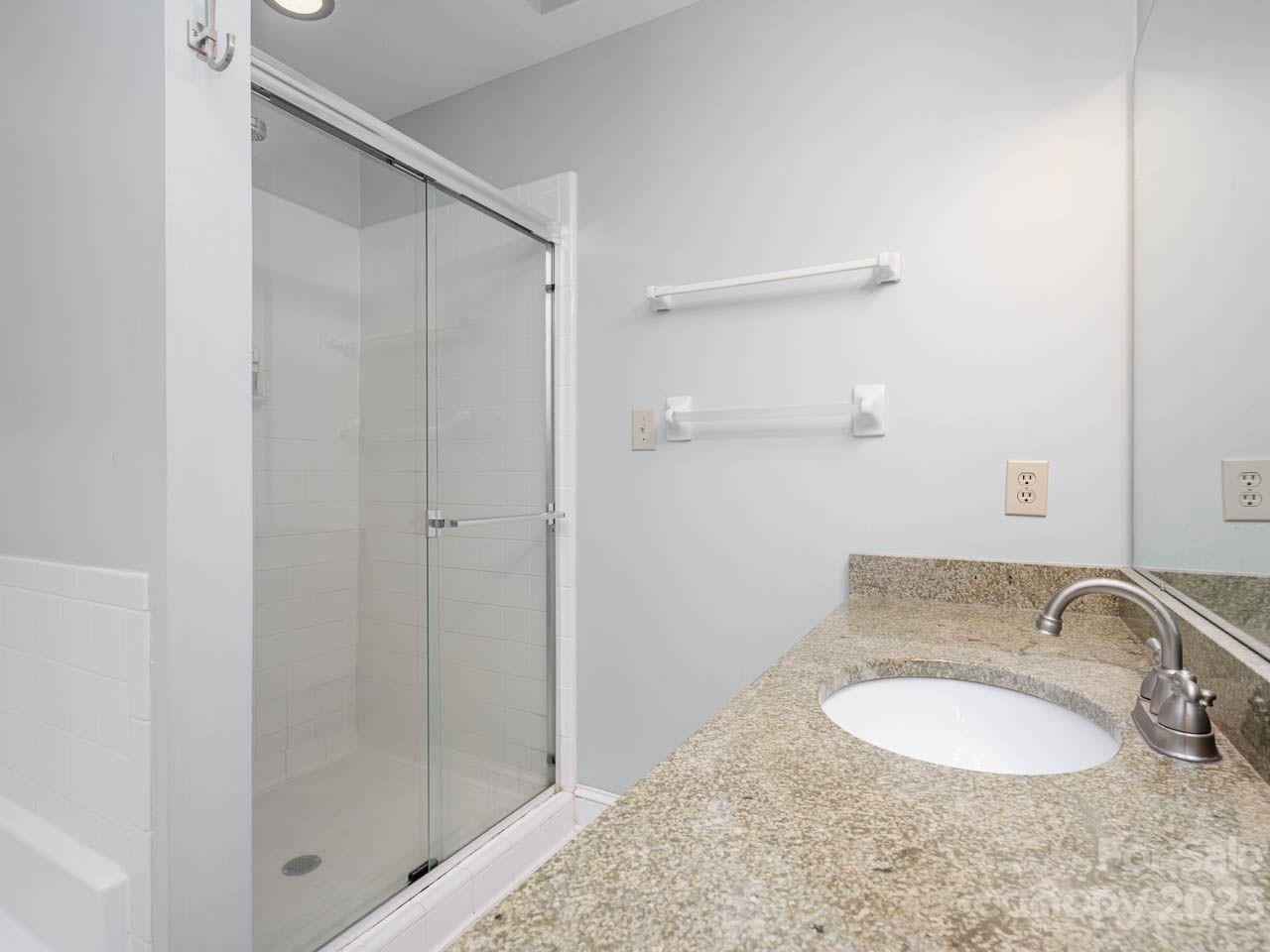 Linden Oaks - Residential