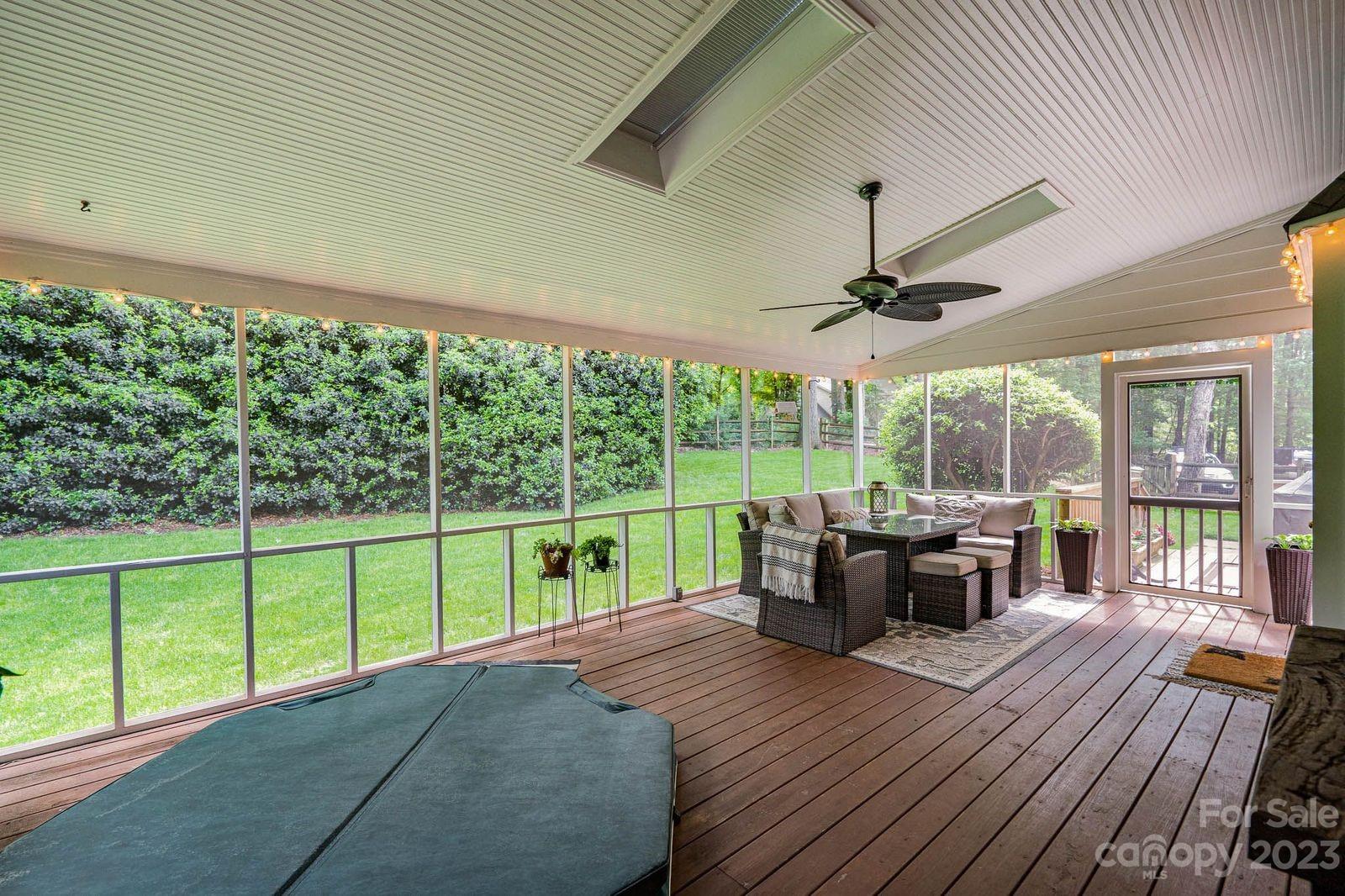 Linden Oaks - Residential