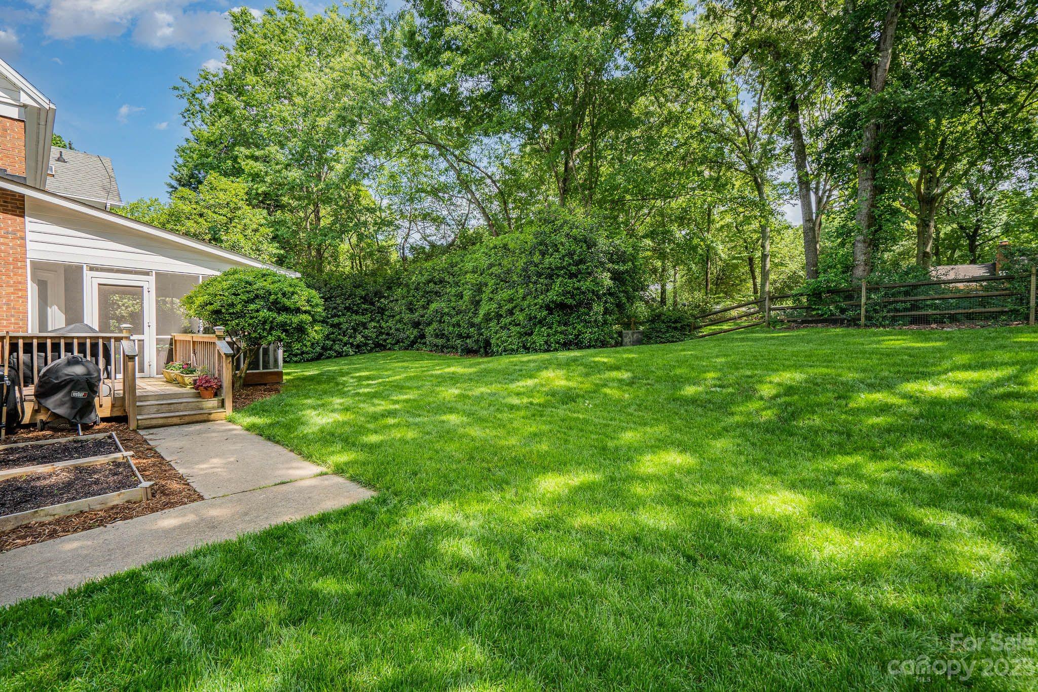 Linden Oaks - Residential