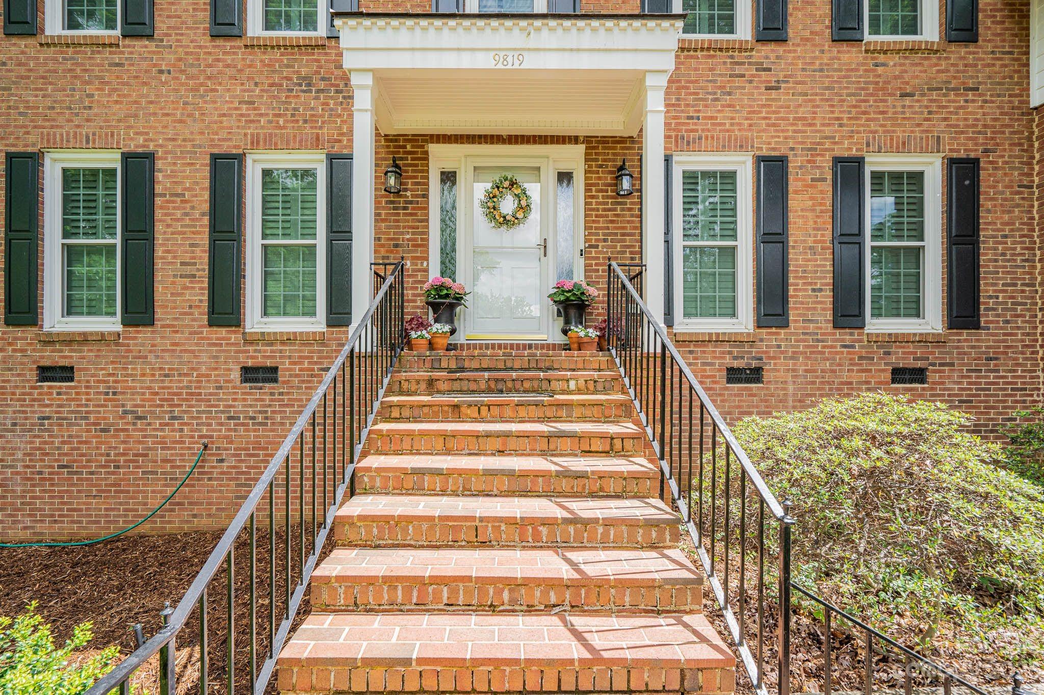 Linden Oaks - Residential