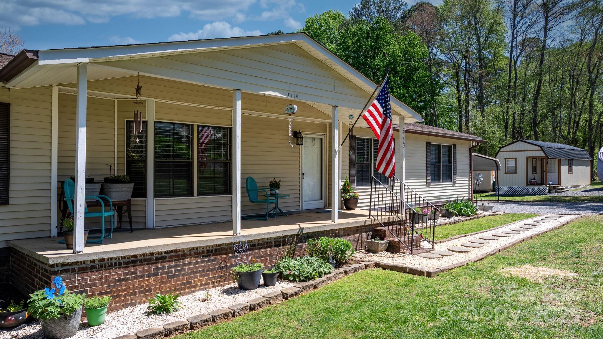 2003 Cape Hickory Cutoff Road