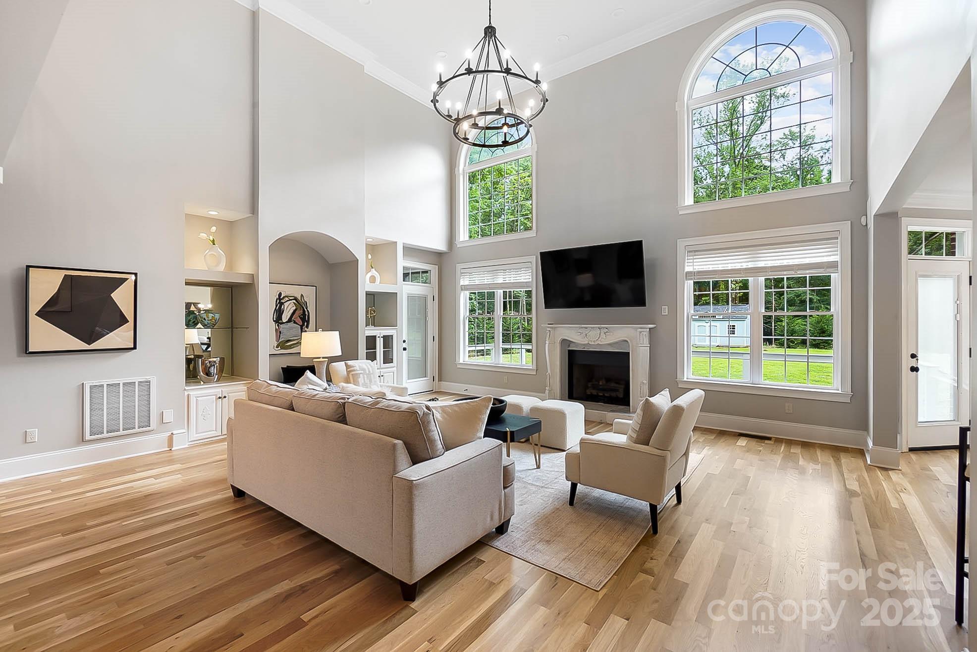 3324 Greenhurst Drive