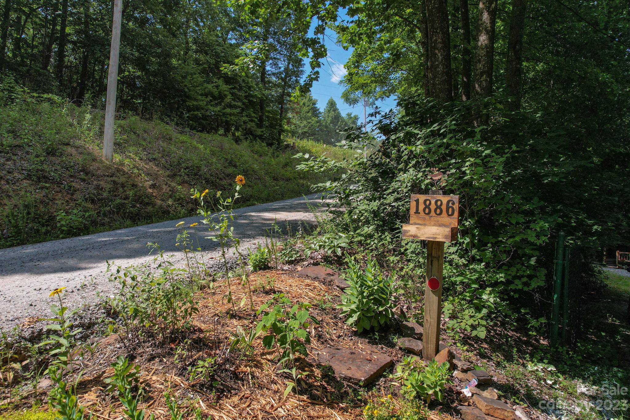 Pinnacle Mountain - Residential