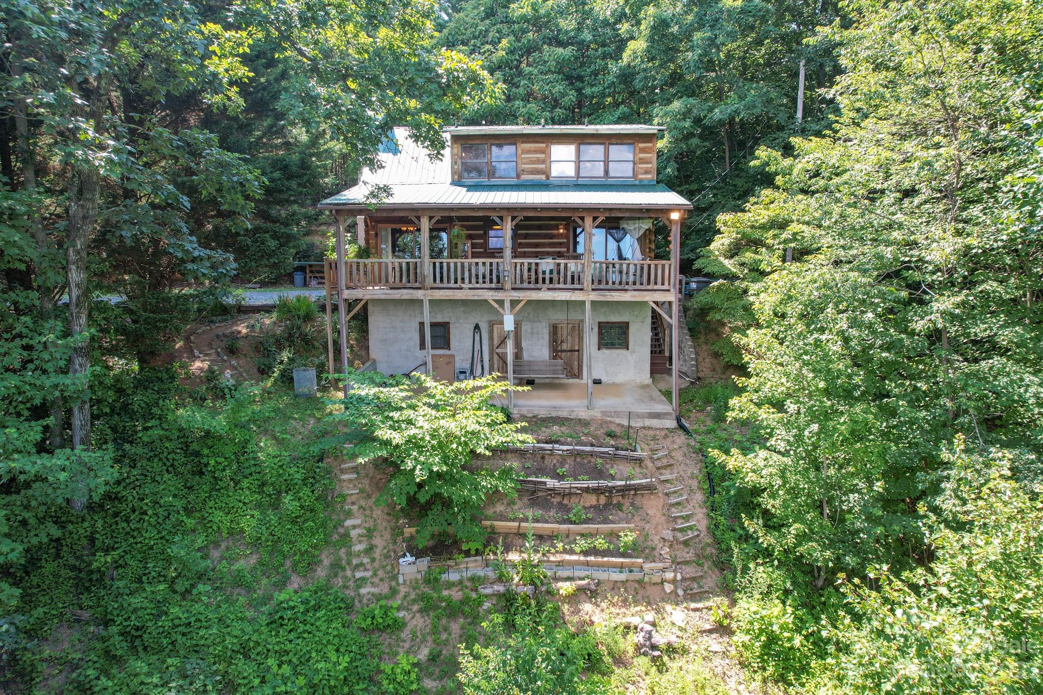 Pinnacle Mountain - Residential