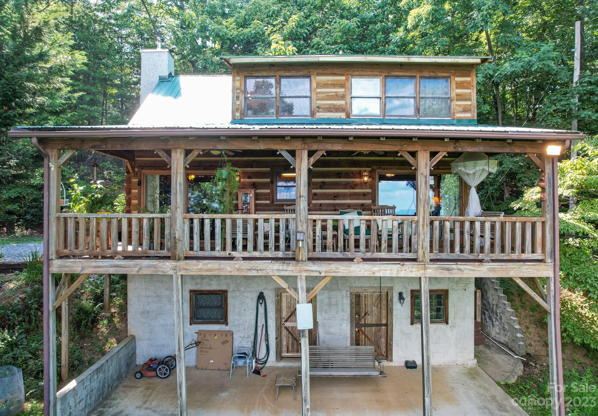 Pinnacle Mountain - Residential