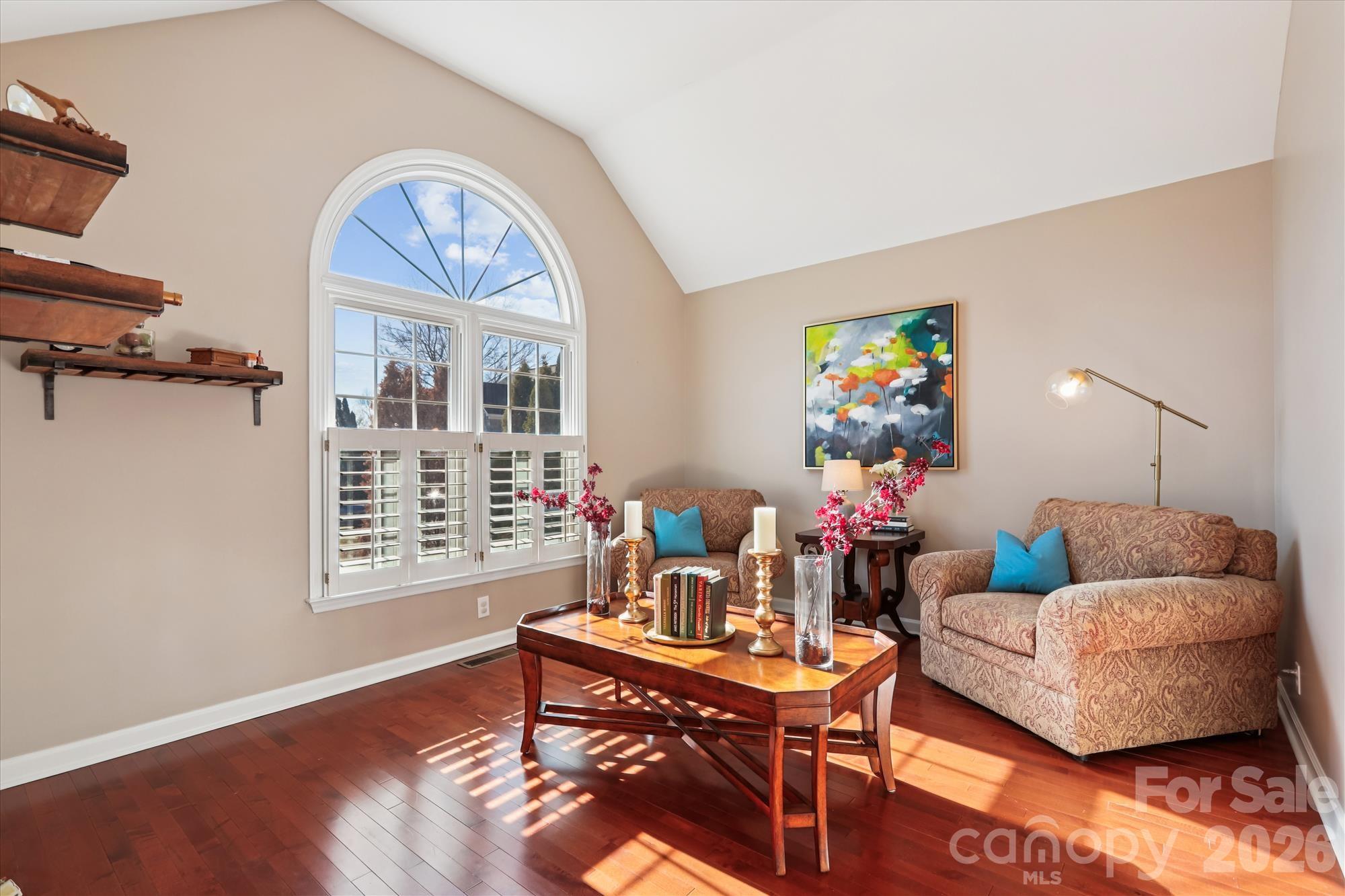 1256 Iverleigh Trail