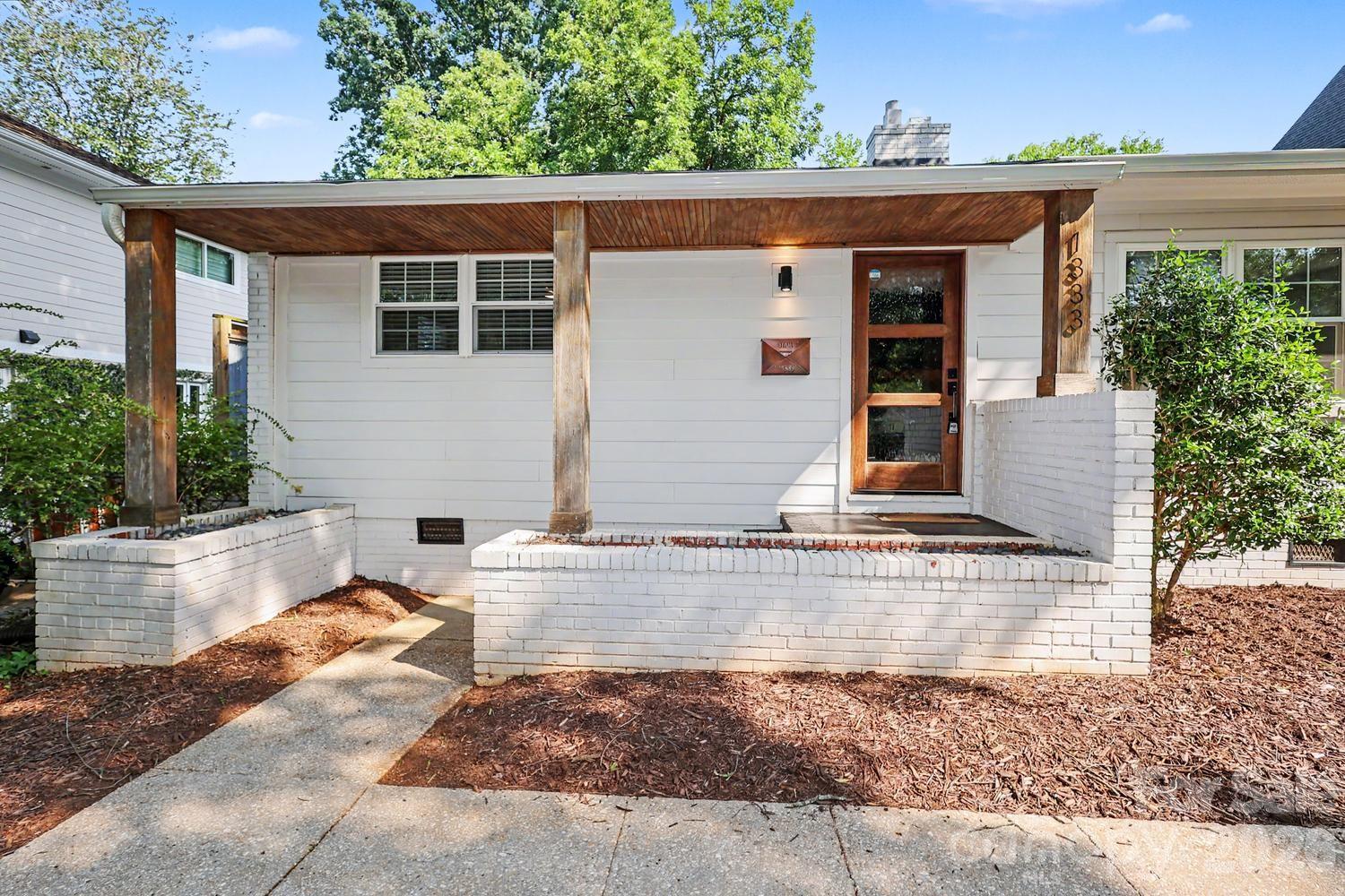 1333 Cortland Road E