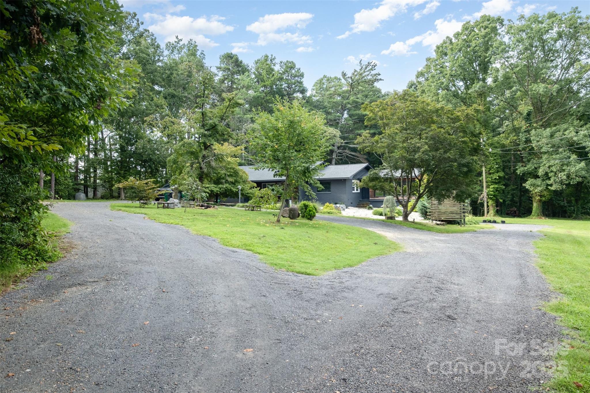 1932 Slater Road