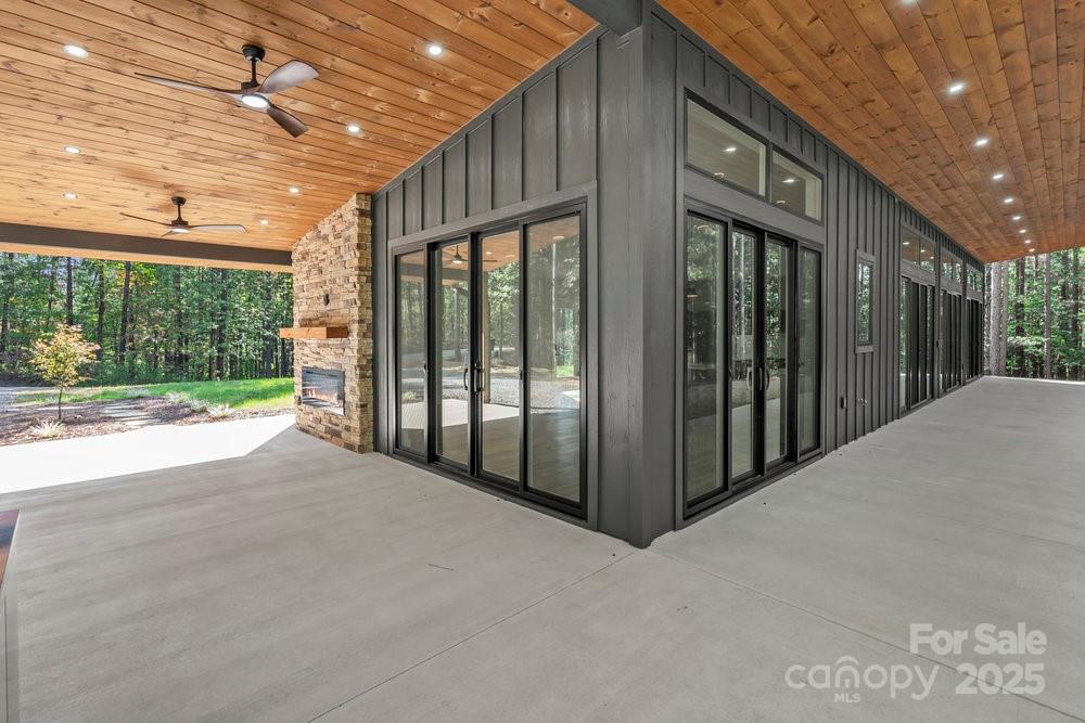 173 Golden Creek Ridge
