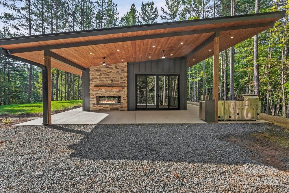 173 Golden Creek Ridge