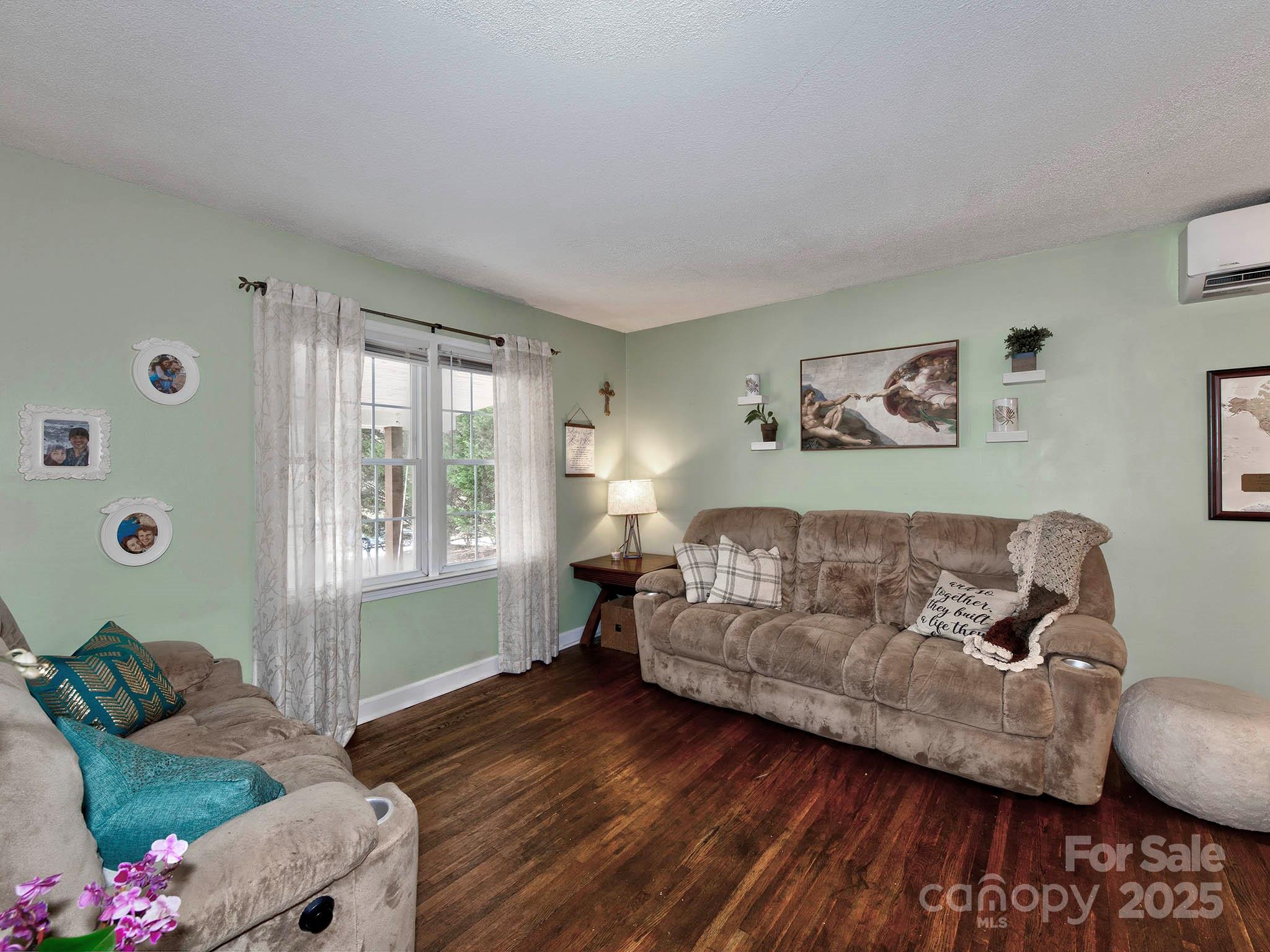 432 Lake Shore Drive