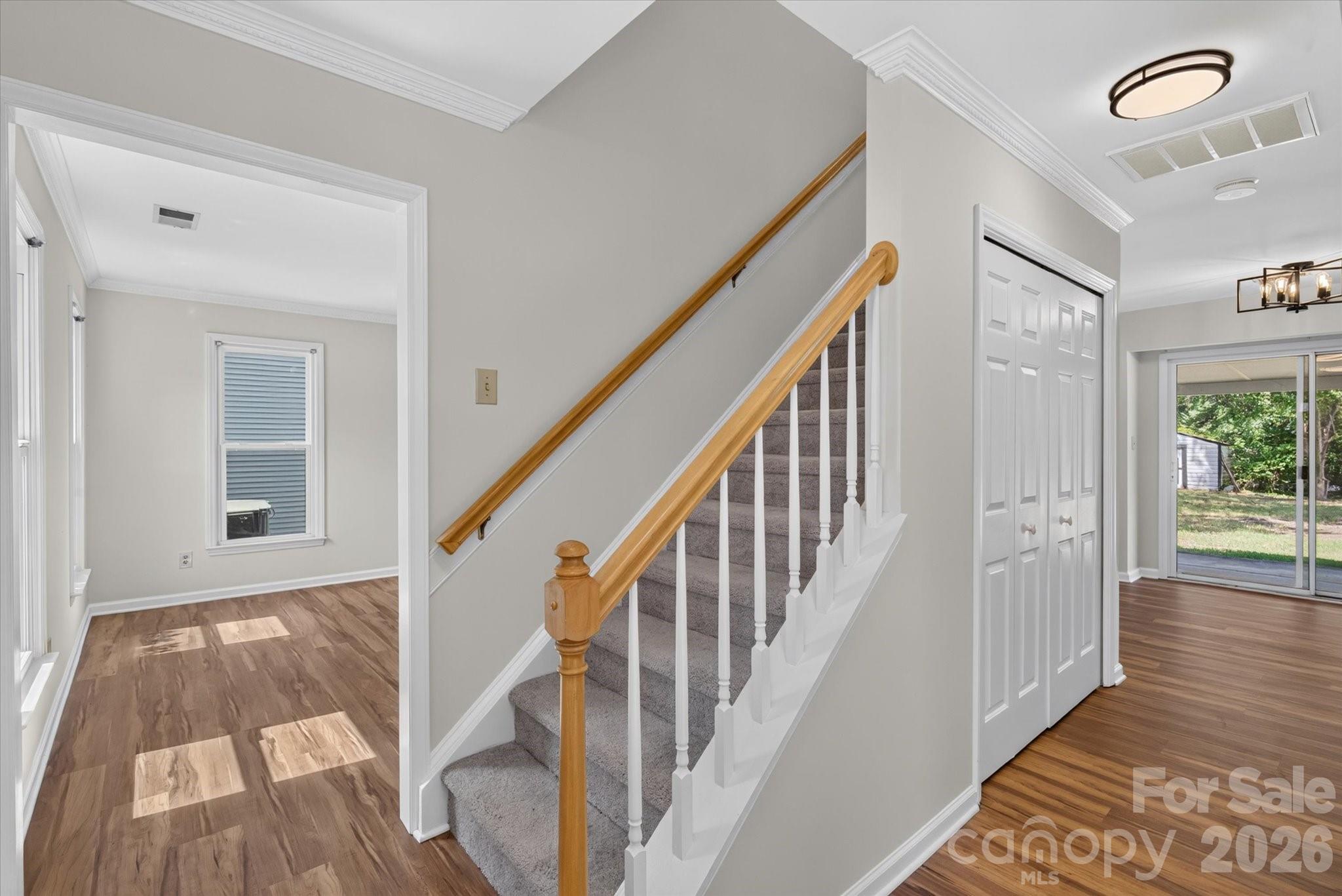 4509 Doves Nest Court