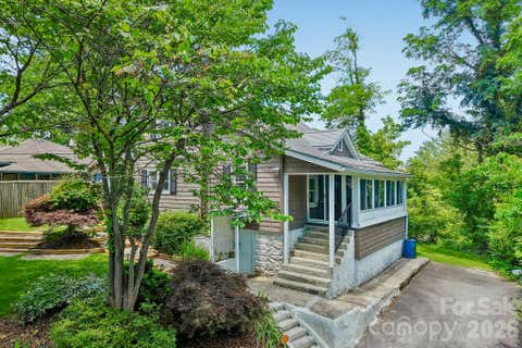 Photo of 23 Tuskeegee Street, Asheville, NC 28801 (MLS # 4398040)