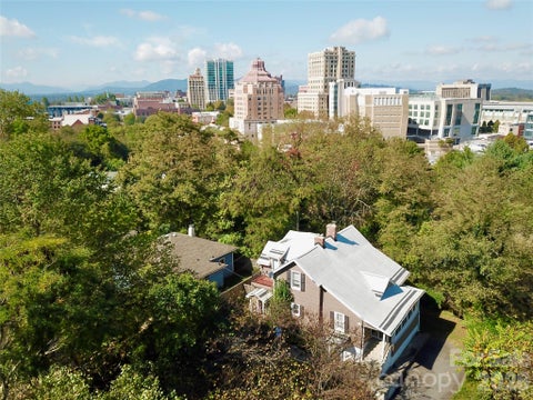 Photo of 23 Tuskeegee Street, Asheville, NC 28801 (MLS # 4398040)