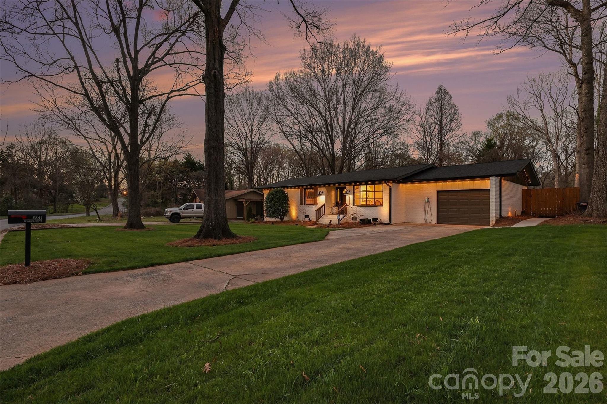 McClintock Woods - Residential