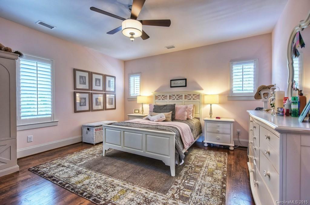 The Peninsula - Residential