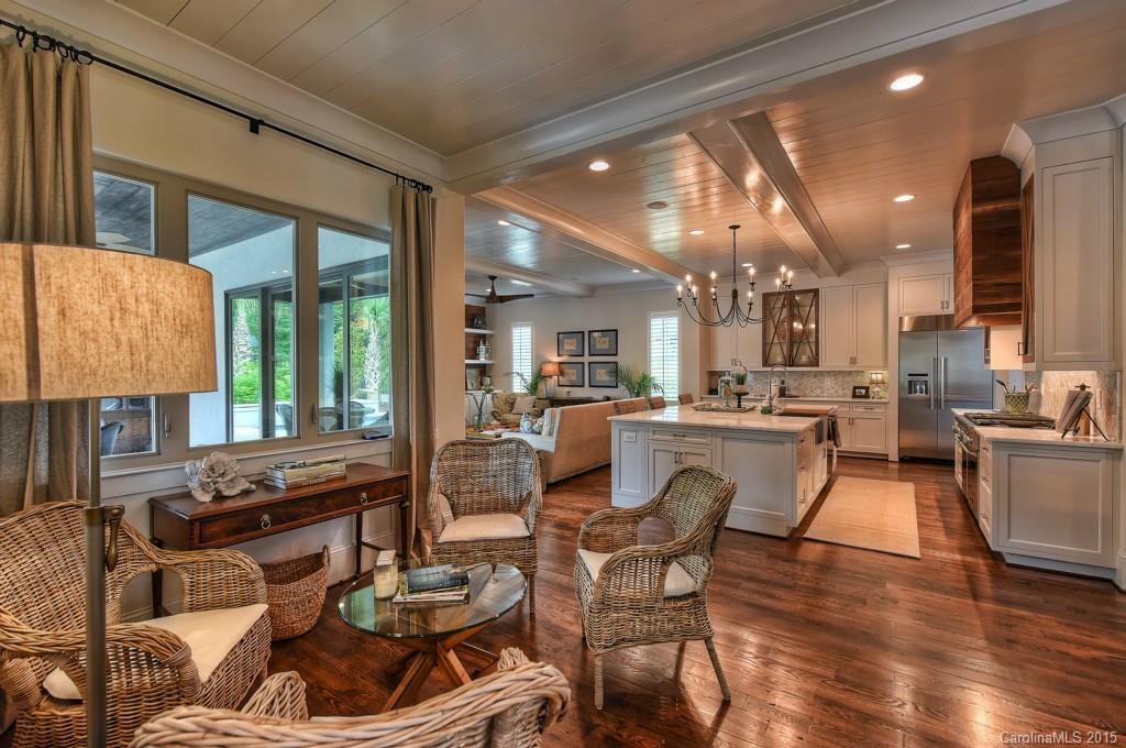 The Peninsula - Residential