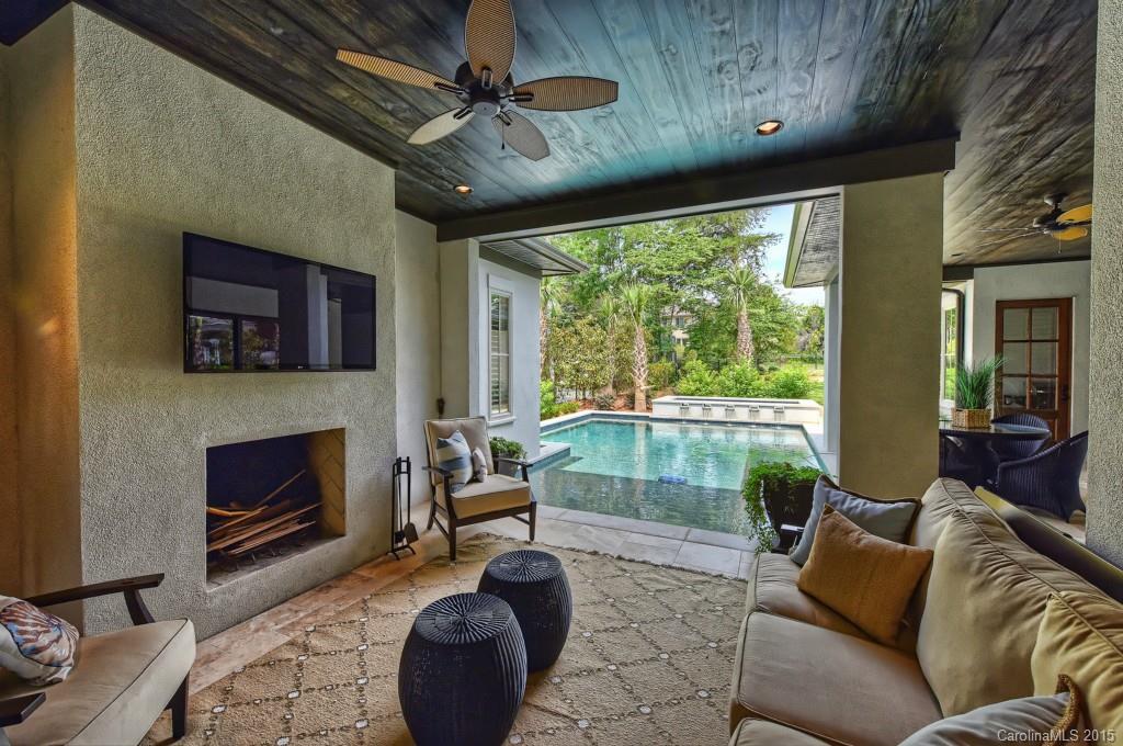 The Peninsula - Residential