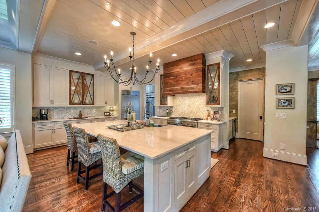 The Peninsula - Residential