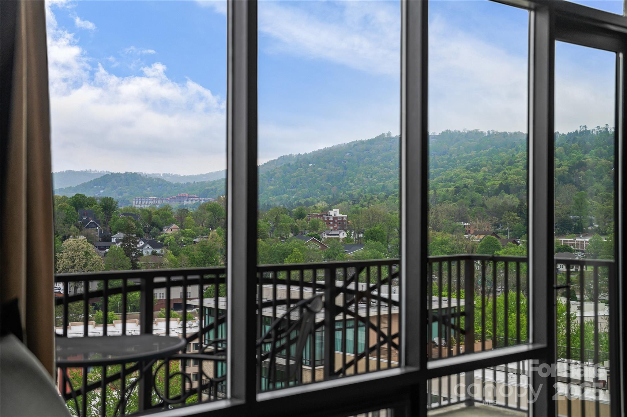 60 North Market - Residential