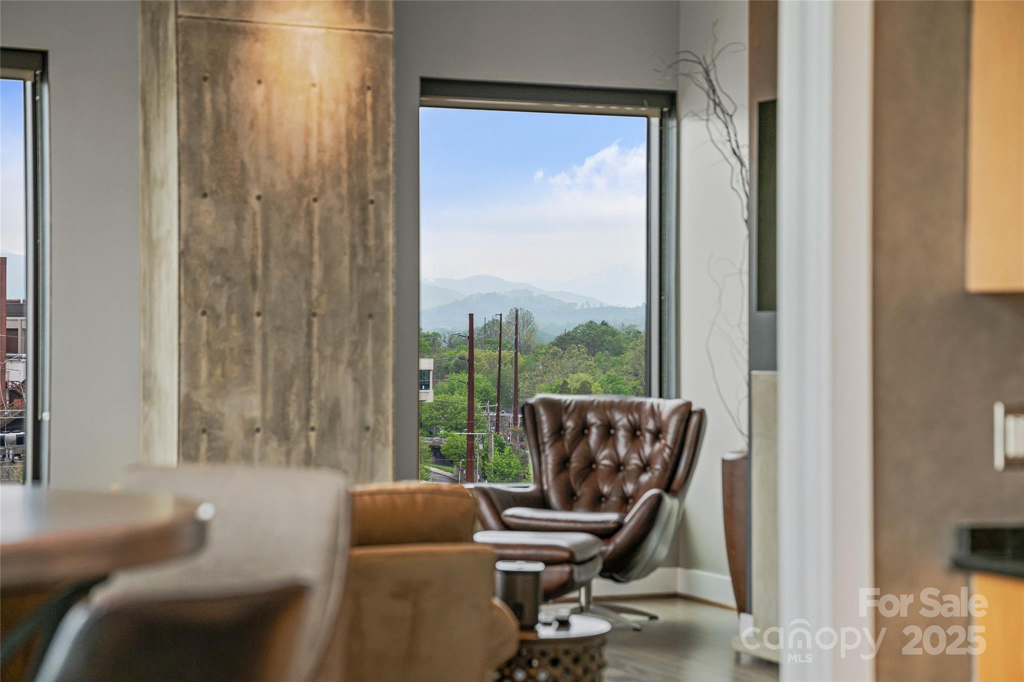 60 North Market - Residential