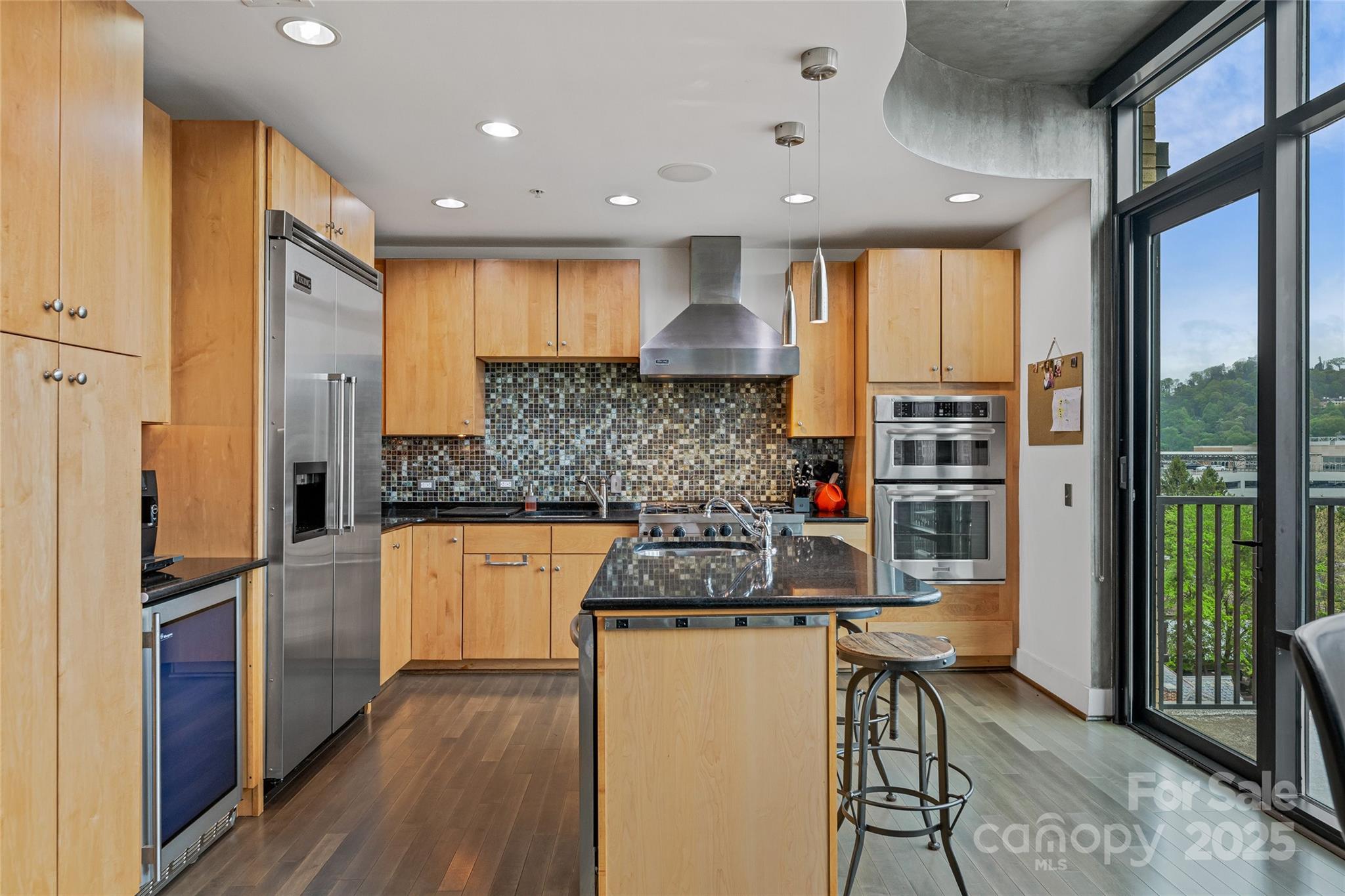 60 North Market - Residential