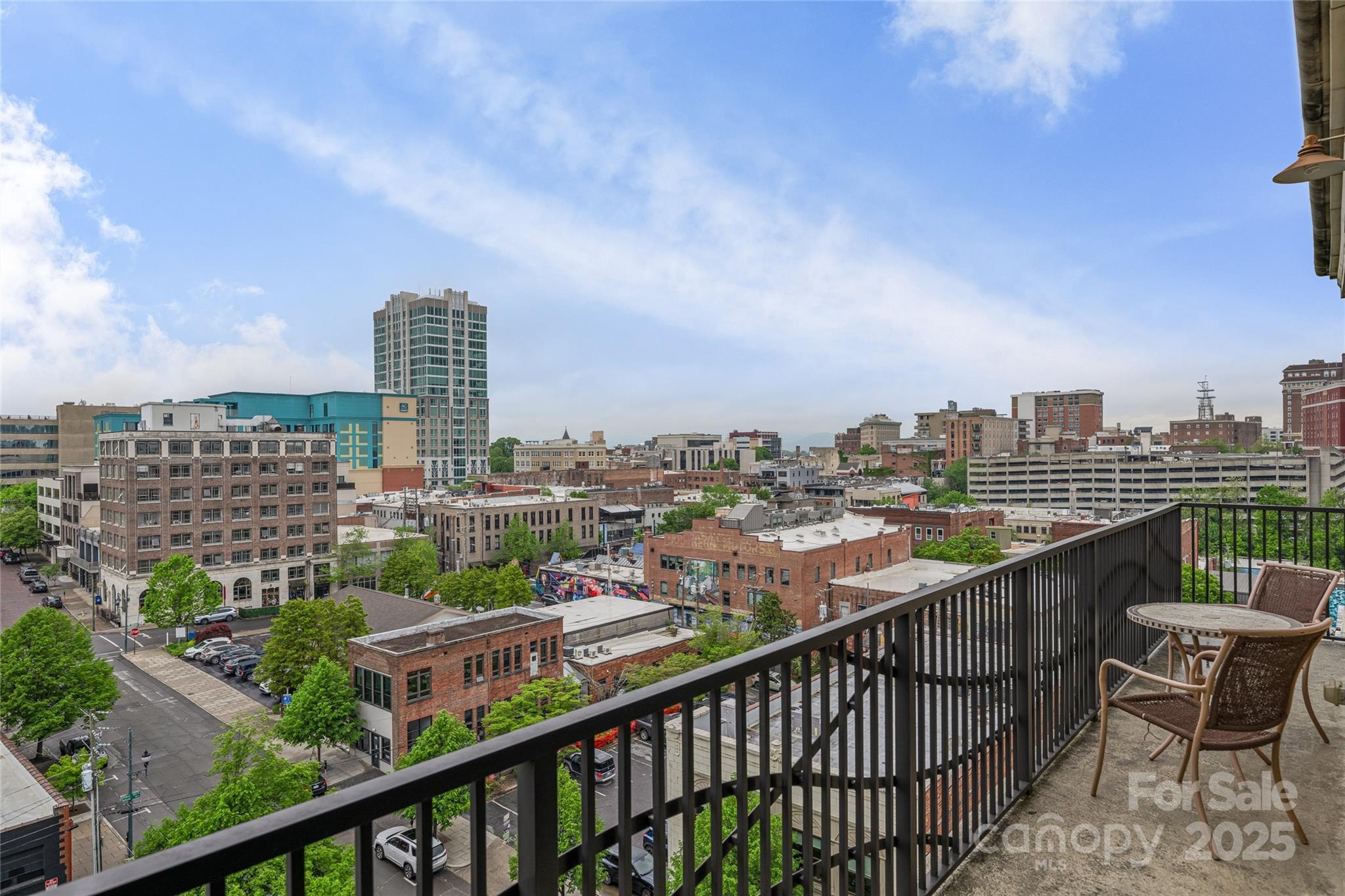 60 North Market - Residential