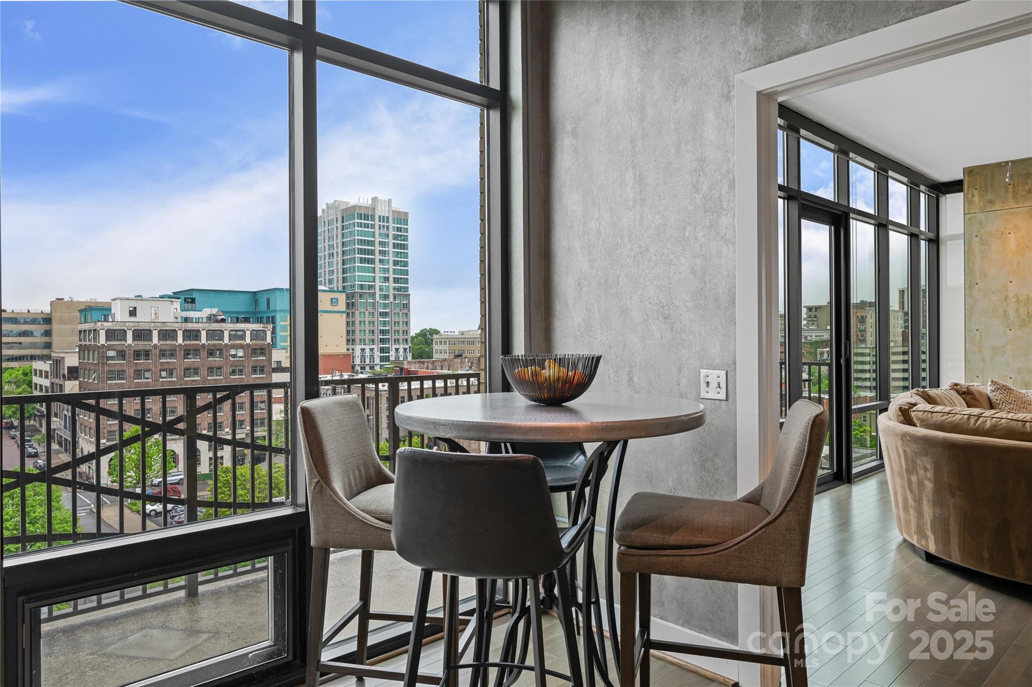 60 North Market - Residential