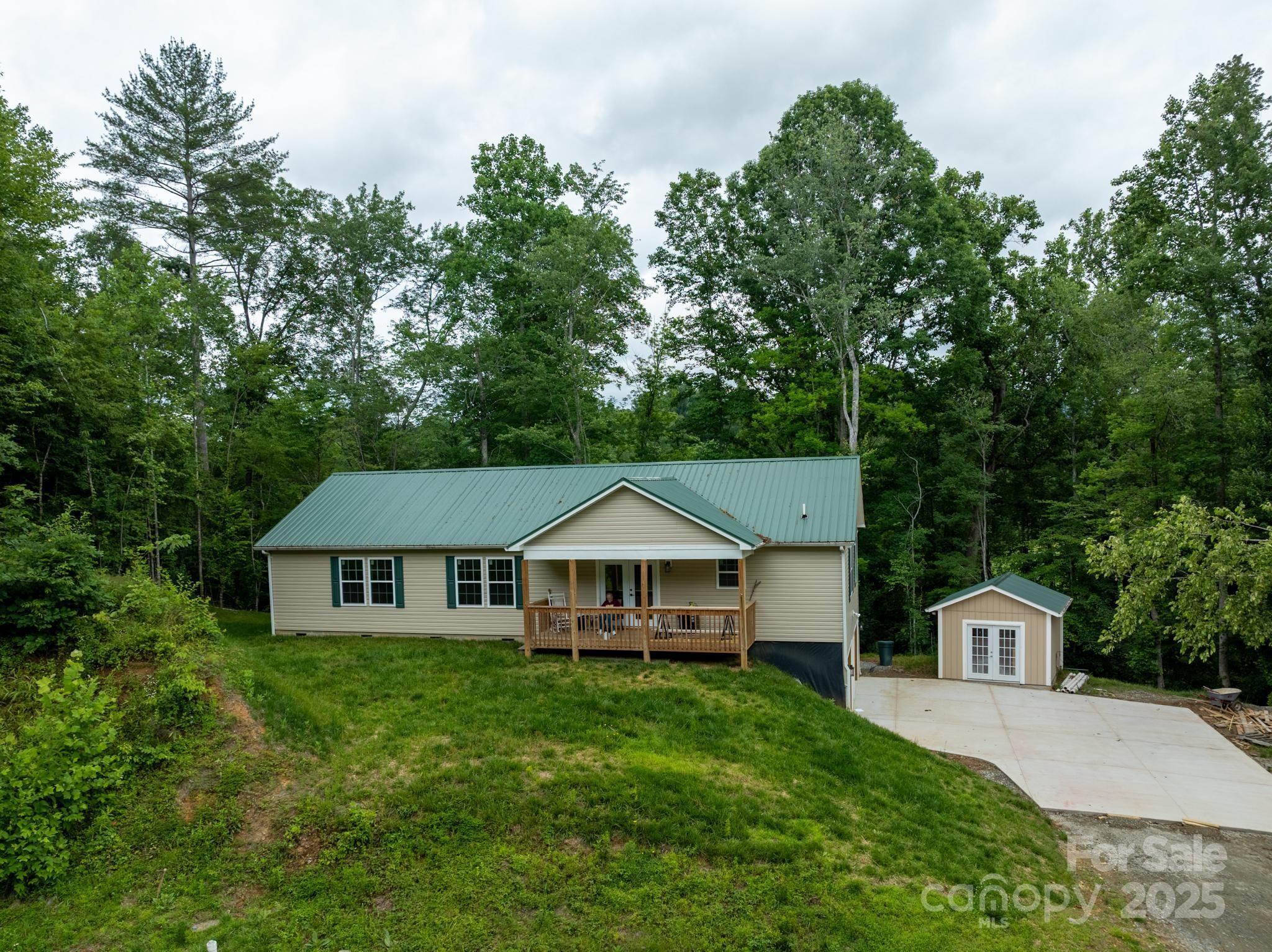 1036 Williamsburg Drive