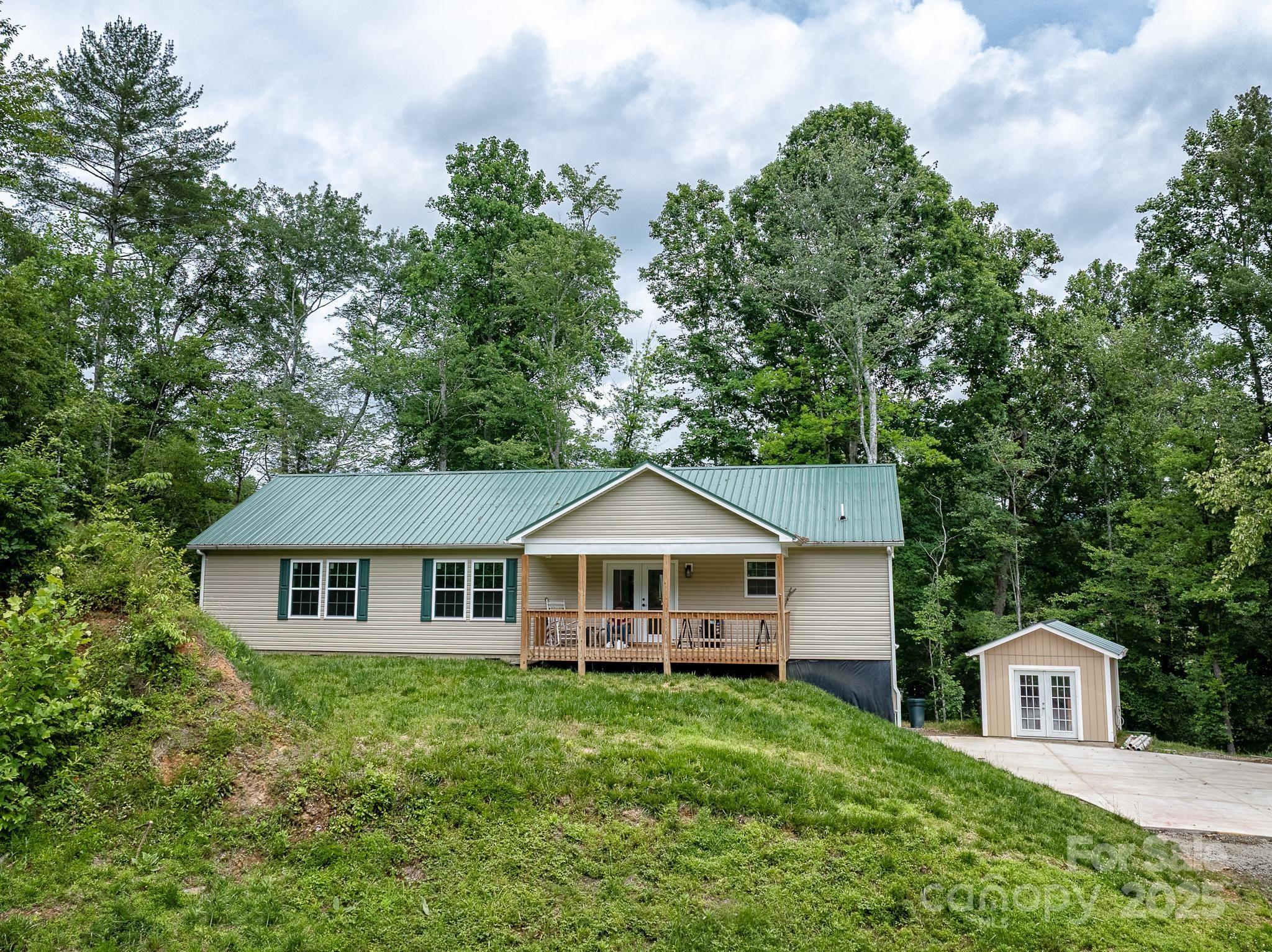 1036 Williamsburg Drive
